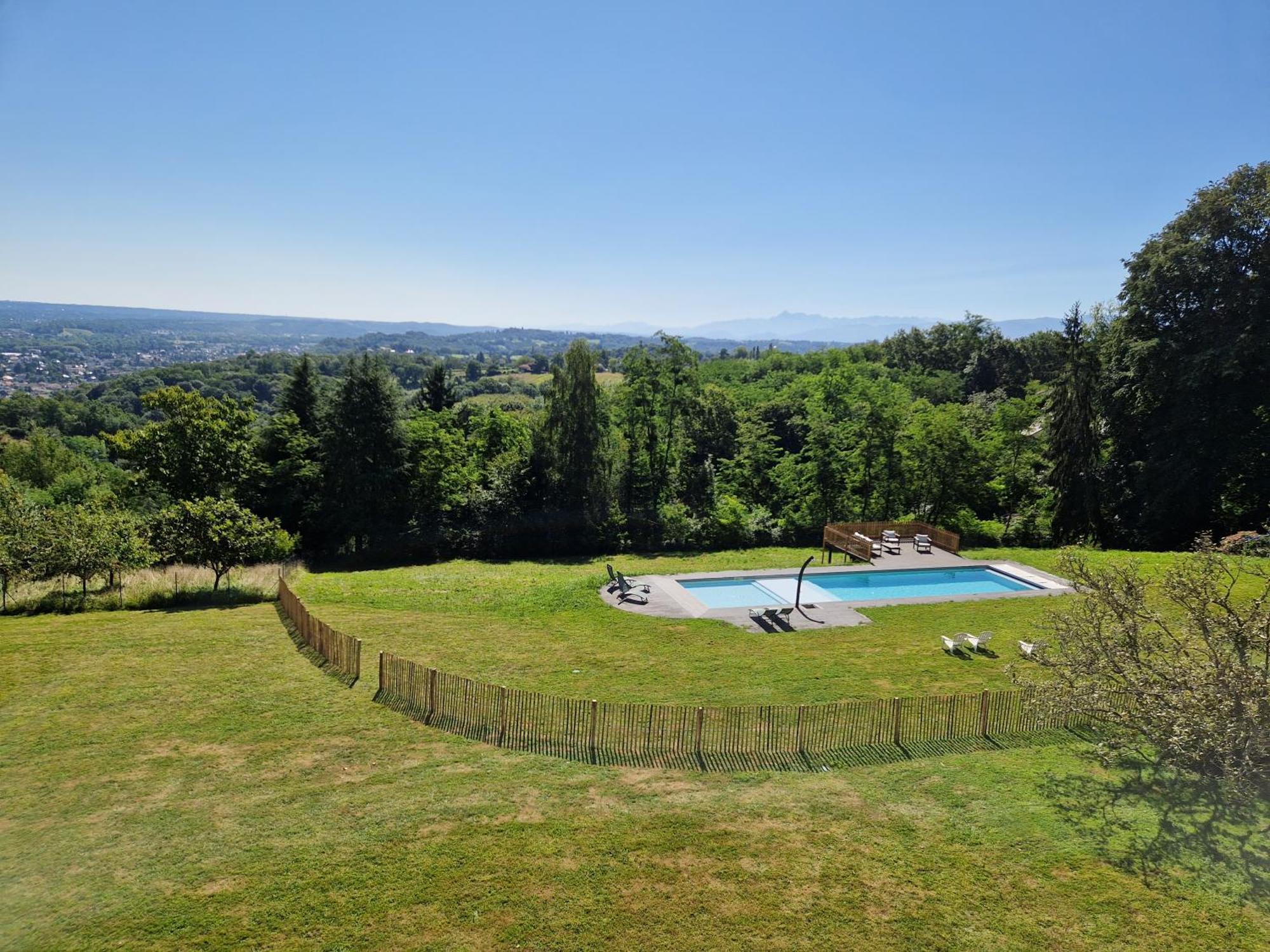 Domaine Mont-Riant A Jurancon Apartment Bagian luar foto